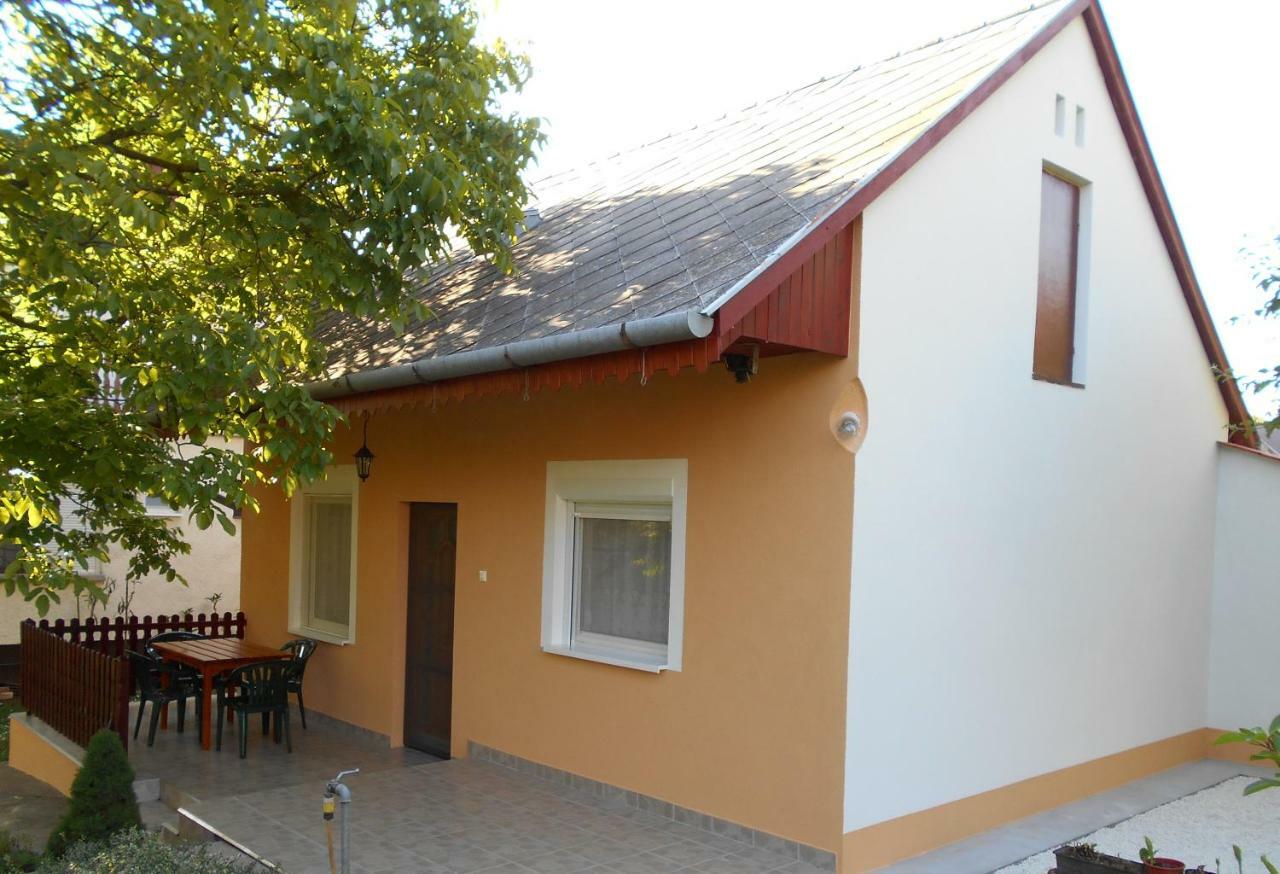 Zsuzsi Apartment Zalakaros